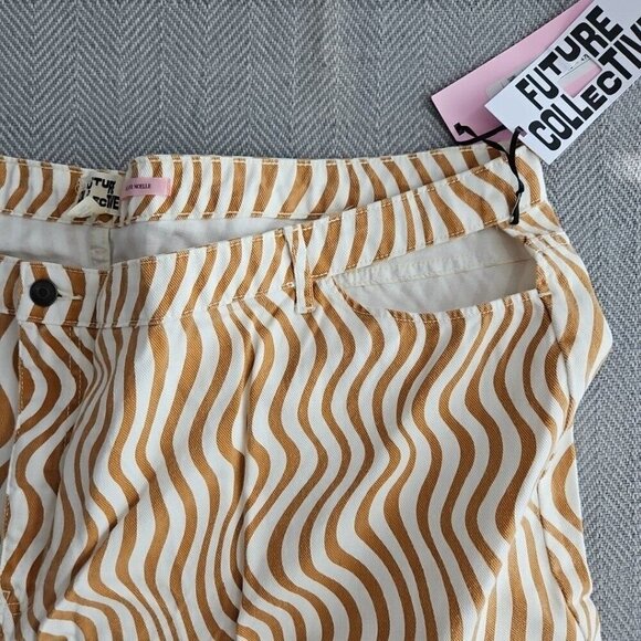 Future Collective Women's Jeans Size 26 Slim Straight Cream/Yellow Alani Noelle - Picture 11 of 16